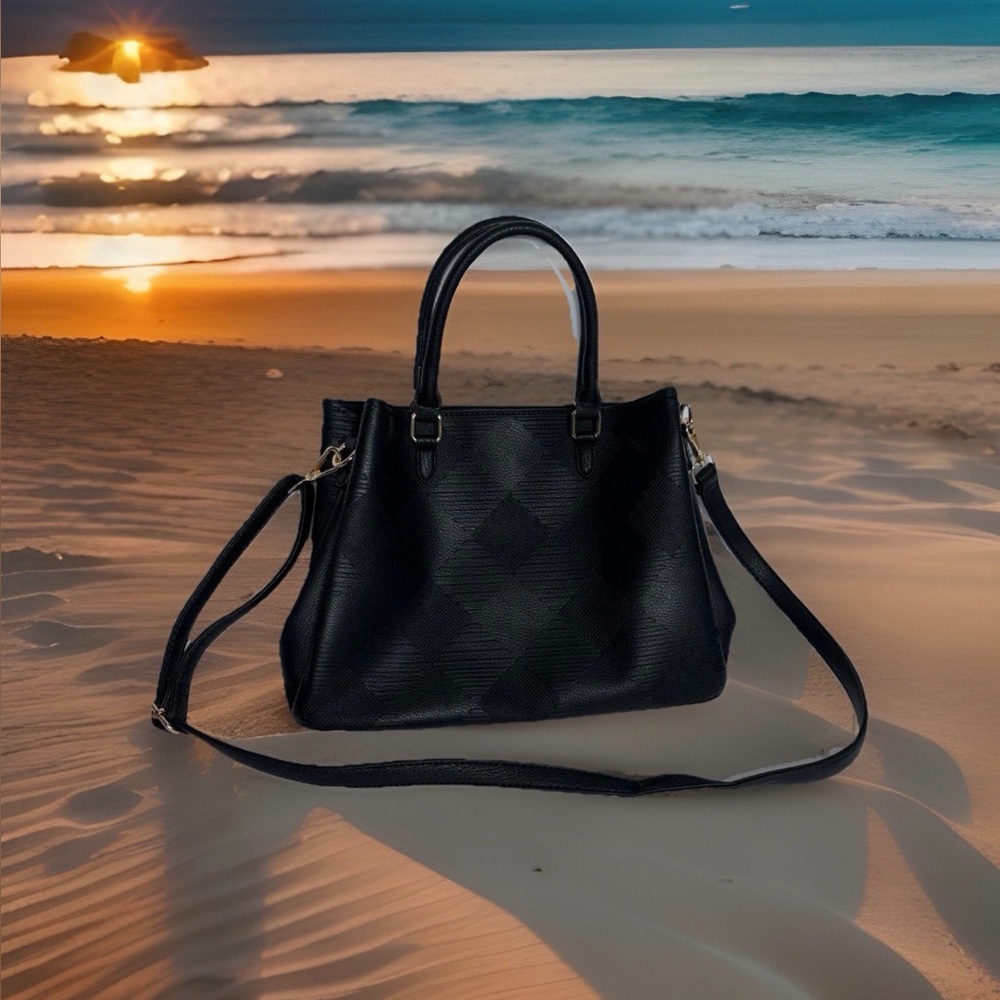 Chic Black Textured Handbag Shoulder Bag Crossbody Bag Gold Hardware